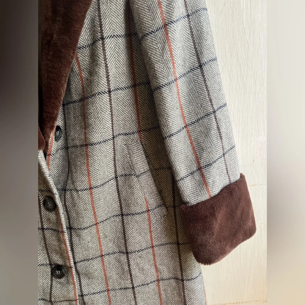 ANTHROPOLOGIE- FRENCHMAUVE Eva Faux Fur Trimmed Coat - Picture 4 of 13